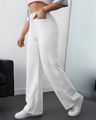 Women Relaxed Fit Jeans with Insert Pockets - White