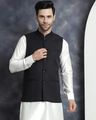 Men Regular Fit Sleeveless Nehru Jacket
