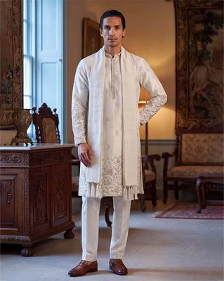 Men Embroidered 3-Piece Kurta Suit Set