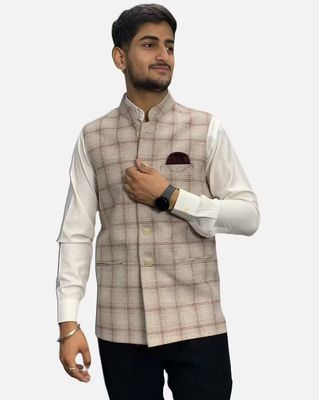 Men Checked Mandarin-Collar Sleeveless Nehru Jacket