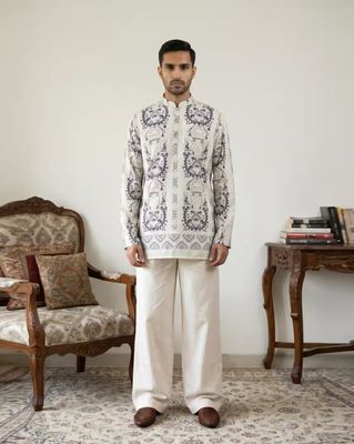Paisley Print Regular Fit Kurta with Pants