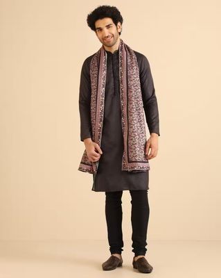 Men Kurta Churidar Set 
