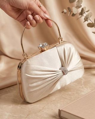 Women Embellished Clutch with Detachable Strap