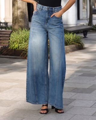 Shein Women Full Length Panelled Mid Wash Jeans