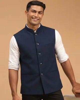 Men Regular Fit Nehru Jacket