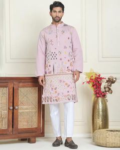 Men Floral Embroidered and Sequins Kurta Set