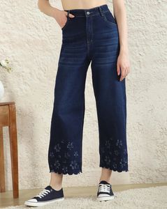 Shein Women Floral Embroidered Scalloped Trim Mid Wash Jeans - Blue